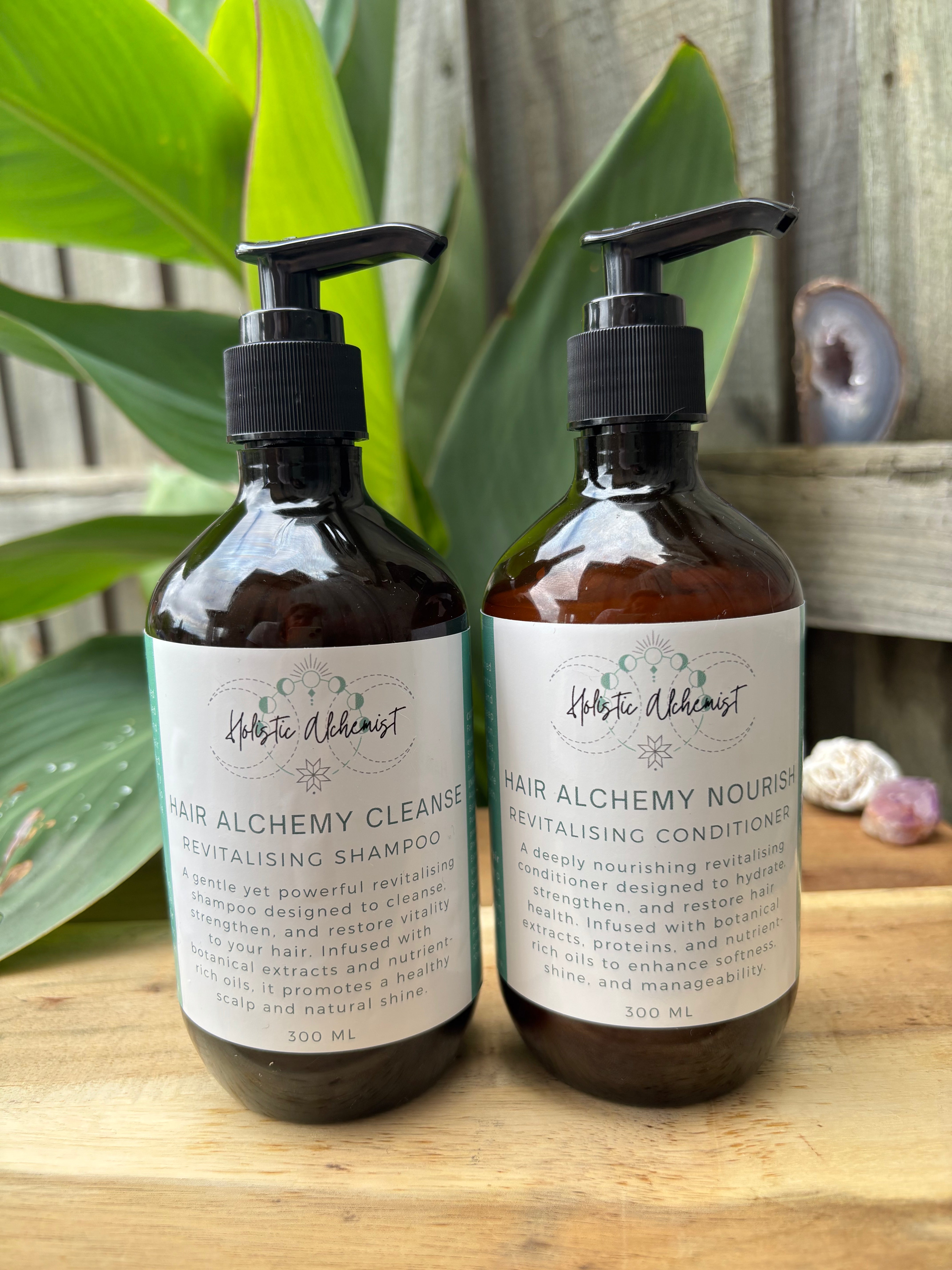 Shampoo 
Natural 
Toxin free
Chemical free
Vegan
Plant based 
Essential oil infused 